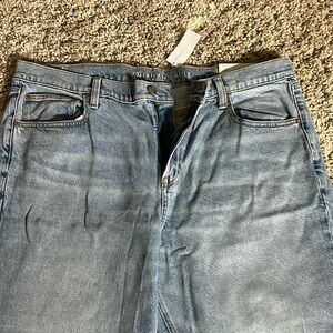 NEW WITH TAGS!! American Eagle women’s jeans!